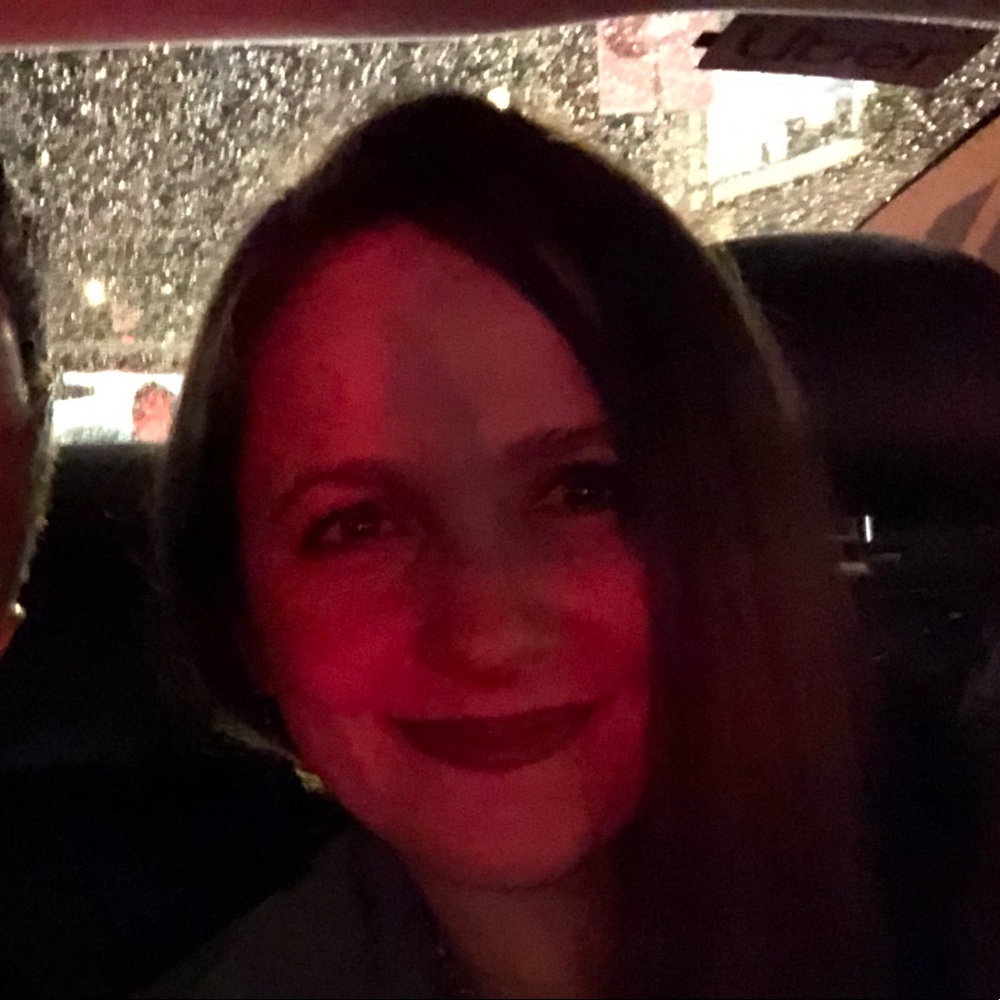 Meet your Posher, Lauren